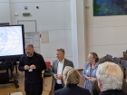 Überreichung des goldenen W für 10 Jahre Vorsitzende eines RWV an Arabella Hellmann (RWV Ammersee)